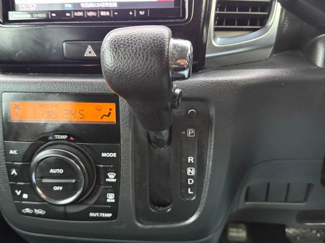 スペーシアカスタム GS CD/DVD、両側スライドドア、アイドリングストップ、キーレスエントリー、スマートキー2個、HIDオートライト、Bluetooth接続、TVフルセグ(18枚目)