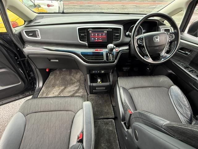 オデッセイ アブソルート・Xホンダセンシングアドバンスドパッケジ HDDナビ、CD/DVD、ETC、TVフルセグ、アイドリングストップ、レーンアシスト、バックカメラ、全周囲カメラ、両側電動スライドドア、3列シート、ハーフレザーシート(29枚目)