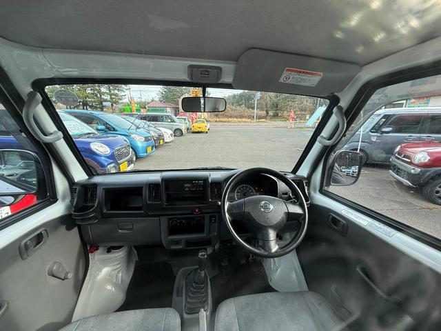ＮＴ１００クリッパートラック 切り替え４ＷＤ　ＳＤ　エアコン、パワ－ステ（12枚目）