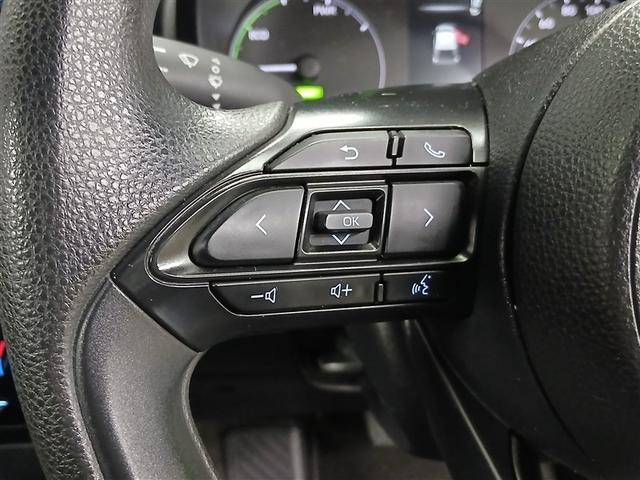 ヤリス ハイブリッドX 4WD 衝突被害軽減システム メモリーナビ バックカメラ スマートキー オートクルーズコントロール ETC 盗難防止装置 キーレス 横滑り防止機能 ハイブリッド(17枚目)