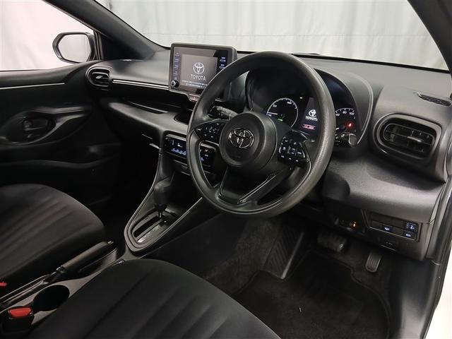 ヤリス ハイブリッドＸ　４ＷＤ　寒冷地　衝突被害軽減システム　メモリーナビ　バックカメラ　スマートキー　オートクルーズコントロール　ＥＴＣ　盗難防止装置　キーレス　横滑り防止機能　ハイブリッド（30枚目）