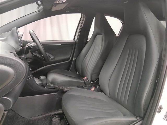 ヤリス ハイブリッドＸ　４ＷＤ　寒冷地　衝突被害軽減システム　メモリーナビ　バックカメラ　スマートキー　オートクルーズコントロール　ＥＴＣ　盗難防止装置　キーレス　横滑り防止機能　ハイブリッド（31枚目）