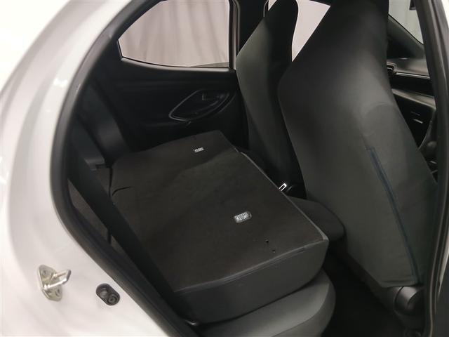 ヤリス ハイブリッドＸ　４ＷＤ　寒冷地　衝突被害軽減システム　メモリーナビ　バックカメラ　スマートキー　オートクルーズコントロール　ＥＴＣ　盗難防止装置　キーレス　横滑り防止機能　ハイブリッド（37枚目）