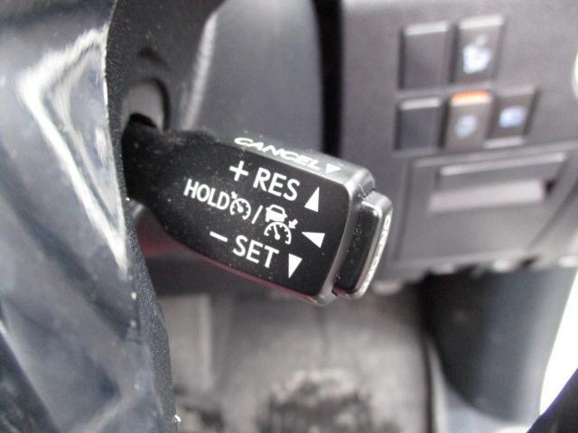 Z 4WD 7人 11インチフルセグナビ 後席モニター CD DVD SD ブルートゥース バックカメラ LEDライト 衝突軽減装置 レーンアシスト 追従クルコン ドラレコ2カメ デジタルインナーミラー(27枚目)