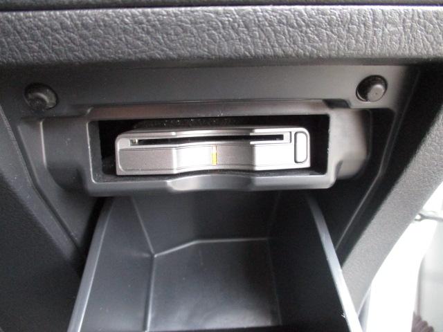 3.5Z 4WD 社外HDDナビ フルセグ バックカメラ CD DVD フリップダウンモニター 両側電動スライドドア クリアランスソナー 寒冷地仕様(31枚目)
