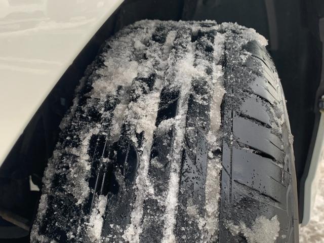 1.8S 4WD 【寒冷地仕様】【後期型】【禁煙車】 【千葉仕入】 純正HDDナビ&バックカメラ&フルセグTV&DVD再生&ブルートゥース&音楽録音機能 ETC HIDヘッドライト&フォグ パドルシフト スマートキー&プッシュスタート(40枚目)