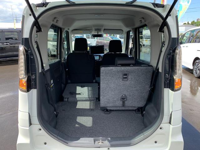 GSターボ 4WD 【寒冷地仕様】【禁煙車】【後期型】 電動スライドドア オートクルーズ 後席ディスプレイ 社外SDナビ&バックカメラ&フルセグTV&DVD再生機能 前席シートヒーター エンジンスターター HIDヘッドライト&フォグ パドルシフト(18枚目)