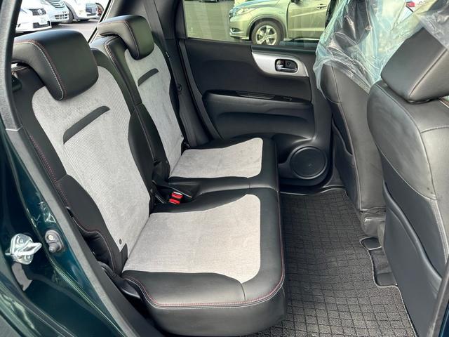 RS【広島仕入】【あんしんパッケージ】【RSR車高調】 【禁煙車】衝突軽減サポート/誤発進抑制機能/レーンアシスト/オートクルーズ/純正メモリーナビ/ブルートゥース/DVD再生/バックカメラ/ETC/パドルシフト/HID/フォグ/純正アルミ/純正サス車載(10枚目)