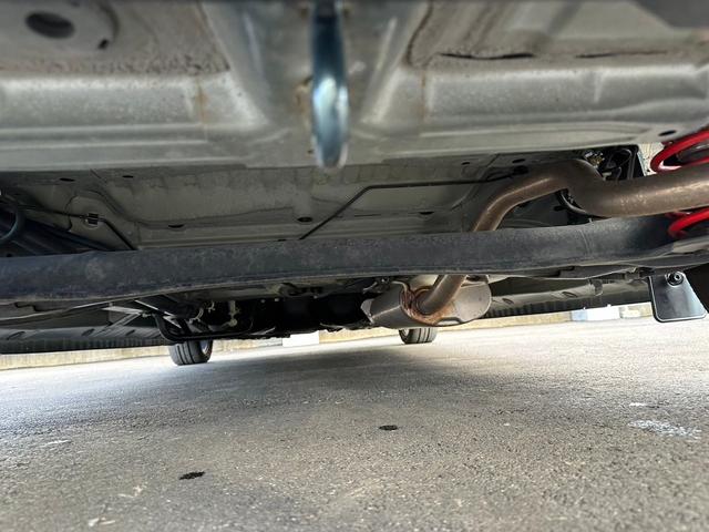 RS【広島仕入】【あんしんパッケージ】【RSR車高調】 【禁煙車】衝突軽減サポート/誤発進抑制機能/レーンアシスト/オートクルーズ/純正メモリーナビ/ブルートゥース/DVD再生/バックカメラ/ETC/パドルシフト/HID/フォグ/純正アルミ/純正サス車載(32枚目)