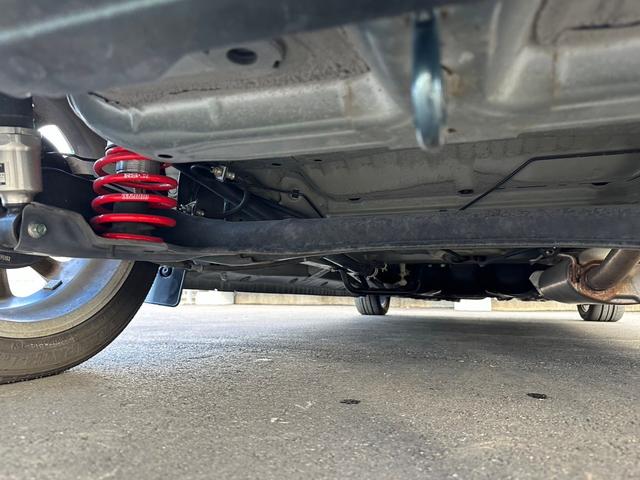 RS【広島仕入】【あんしんパッケージ】【RSR車高調】 【禁煙車】衝突軽減サポート/誤発進抑制機能/レーンアシスト/オートクルーズ/純正メモリーナビ/ブルートゥース/DVD再生/バックカメラ/ETC/パドルシフト/HID/フォグ/純正アルミ/純正サス車載(33枚目)