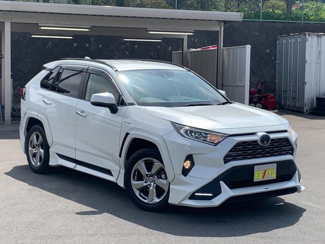 ＲＡＶ４ ハイブリッドＧ　４ＷＤ■静岡仕入■ＴＲＤエアロ■禁煙車■　衝突軽減サポート／ＢＳＭ／追従クルコン／コーナーセンサー／電動黒革シート＆シートヒーター／ステアリングヒーター／電動リアゲート／９インチＳＤナビ／ブルートゥース／バックカメラ／フルセグＴＶ／ＤＶＤ再生（50枚目）