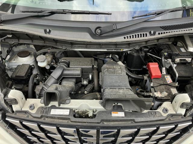 スペーシアカスタム ハイブリッドＸＳターボ　４ＷＤ■寒冷地仕様■禁煙車■金沢仕入　■新品ナビ取付■衝突軽減サポート／前後誤発進抑制機能／レーンアシスト／追従クルーズ／コーナーセンサー／両側電動スライドドア／シートヒーター／オートハイビーム／フルセグＴＶ／ＢＴオーディオ／ＤＶＤ再生（24枚目）