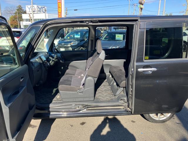 タント Gスペシャル 4WD■寒冷地仕様■禁煙車■ワンオーナー■ SDナビ/フルセグTV/ブルートゥース/DVD再生/SD録音/電動スライドドア/スマートキー/オートエアコン/フォグ/リアスポイラー/純正アルミ/取扱説明書(24枚目)