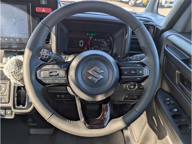 スペーシアギア ハイブリッドXZ ターボ 4WD■届出済未使用車■寒冷地仕様 ■全方位カメラ付9型メモリナビ■衝突軽減サポート/前後誤発進抑制機能/追従クルーズ/両側電動スライドドア/シートヒーター&ステアヒーター/フルセグTV/ブルートゥース/ルーフレール/LEDヘッドライト(6枚目)