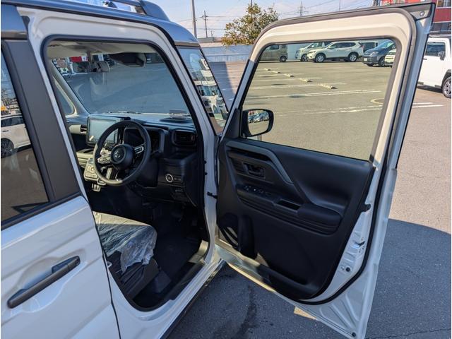 スペーシアギア ハイブリッドXZ ターボ 4WD■届出済未使用車■寒冷地仕様 ■全方位カメラ付9型メモリナビ■衝突軽減サポート/前後誤発進抑制機能/追従クルーズ/両側電動スライドドア/シートヒーター&ステアヒーター/フルセグTV/ブルートゥース/ルーフレール/LEDヘッドライト(34枚目)