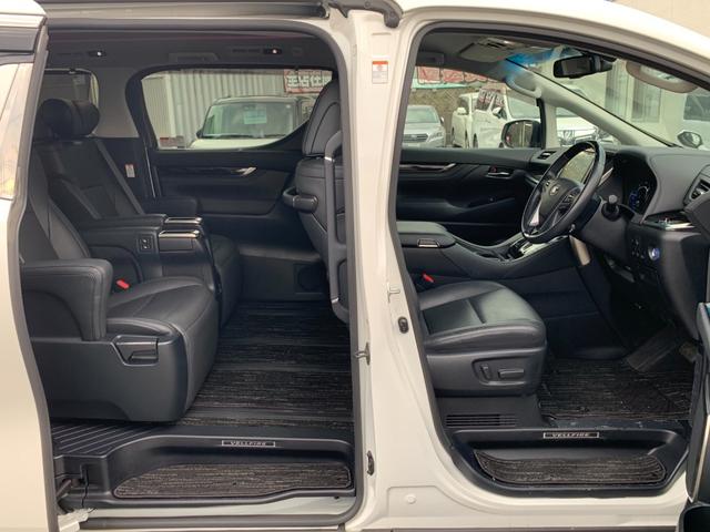 ヴェルファイアハイブリッド ＺＲ　Ｇエディション４ＷＤ■寒冷地仕様■アルパインＢＩＧ－Ｘ　■禁煙車■電動黒革シート＆シートヒーター■衝突軽減サポート／追従クルーズ／コーナーセンサー／両側電動スライドドア／電動リアゲート／１０インチナビ／後席フリップダウンモニター／バックカメラ／フルセグＴＶ（40枚目）