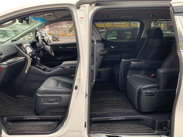 ヴェルファイアハイブリッド ＺＲ　Ｇエディション４ＷＤ■寒冷地仕様■アルパインＢＩＧ－Ｘ　■禁煙車■電動黒革シート＆シートヒーター■衝突軽減サポート／追従クルーズ／コーナーセンサー／両側電動スライドドア／電動リアゲート／１０インチナビ／後席フリップダウンモニター／バックカメラ／フルセグＴＶ（44枚目）