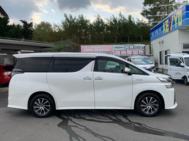 ヴェルファイアハイブリッド ＺＲ　Ｇエディション４ＷＤ■寒冷地仕様■アルパインＢＩＧ－Ｘ　■禁煙車■電動黒革シート＆シートヒーター■衝突軽減サポート／追従クルーズ／コーナーセンサー／両側電動スライドドア／電動リアゲート／１０インチナビ／後席フリップダウンモニター／バックカメラ／フルセグＴＶ（53枚目）