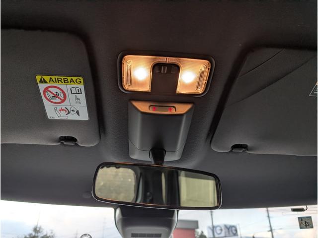 タント カスタムRSターボ 4WD■寒冷地仕様■神奈川仕入■禁煙車■ 衝突軽減サポート/追従クルーズ/コーナーセンサー/両側電動スライドドア/シートヒーター/SDナビ/バックカメラ/BTオーディオ/フルセグTV/DVD再生/ETC/LEDヘッドライト/オートハイビーム(13枚目)