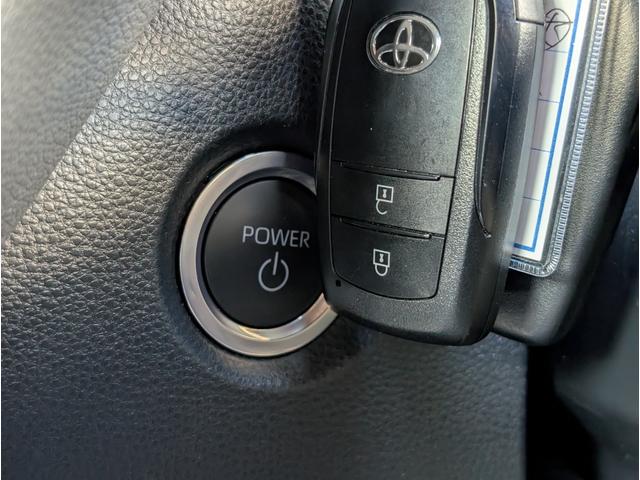 カローラツーリング ハイブリッド ダブルバイビー 4WD■寒冷地仕様■1オーナー 衝突軽減サポート/レーンアシスト/レーダークルーズ/コーナーセンサー/メーカーナビ/バックカメラ/ブルートゥース/地デジ/ETC2.0/ハーフレザー/LEDヘッドライト/フォグ/純正アルミ(18枚目)