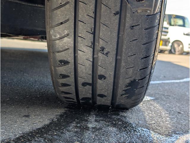 カローラツーリング ハイブリッド ダブルバイビー 4WD■寒冷地仕様■1オーナー 衝突軽減サポート/レーンアシスト/レーダークルーズ/コーナーセンサー/メーカーナビ/バックカメラ/ブルートゥース/地デジ/ETC2.0/ハーフレザー/LEDヘッドライト/フォグ/純正アルミ(36枚目)