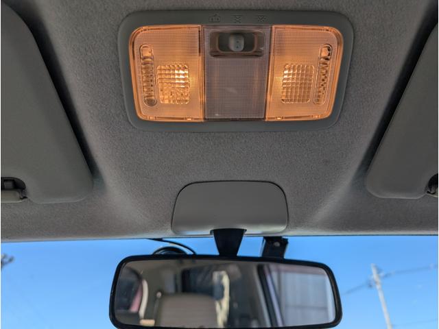 ケーユーカードにご入会（有料）頂くとキーの閉じ込み、バッテリー上がり、ガス欠から万一の事故などのトラブルにも２４時間３６５日サポートのロードサービスをご利用頂けます。また年２回のオイル交換も含まれます