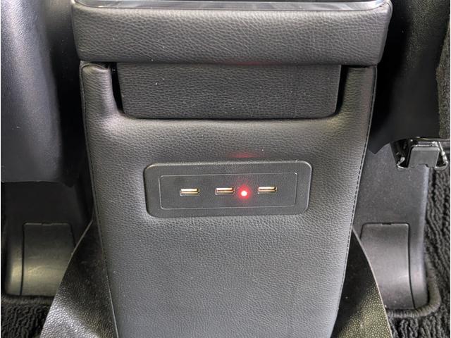 ヴォクシー ＺＳ　煌　４ＷＤ■モデリスタエアロ■寒冷地仕様■禁煙車■　衝突軽減サポート／レーンアシスト／オートクルーズ／両側電動スライドドア／ＨＤＤナビ／ＤＶＤ再生／ＥＴＣ／スマートキー／プッシュスタート／オートエアコン／ＬＥＤヘッドライト／フォグ／社外アルミ（24枚目）