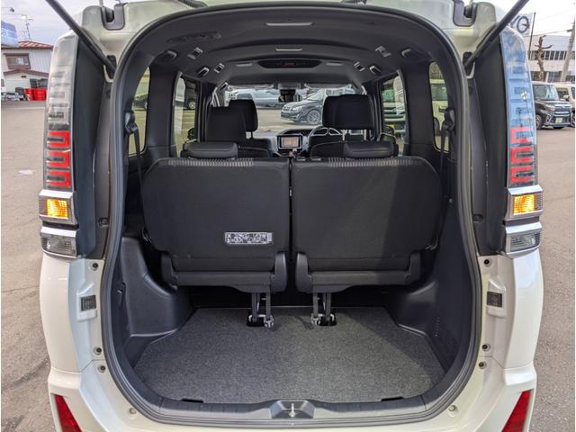 ヴォクシー ＺＳ　煌　４ＷＤ■モデリスタエアロ■寒冷地仕様■禁煙車■　衝突軽減サポート／レーンアシスト／オートクルーズ／両側電動スライドドア／ＨＤＤナビ／ＤＶＤ再生／ＥＴＣ／スマートキー／プッシュスタート／オートエアコン／ＬＥＤヘッドライト／フォグ／社外アルミ（47枚目）