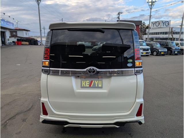 ヴォクシー ＺＳ　煌　４ＷＤ■モデリスタエアロ■寒冷地仕様■禁煙車■　衝突軽減サポート／レーンアシスト／オートクルーズ／両側電動スライドドア／ＨＤＤナビ／ＤＶＤ再生／ＥＴＣ／スマートキー／プッシュスタート／オートエアコン／ＬＥＤヘッドライト／フォグ／社外アルミ（54枚目）