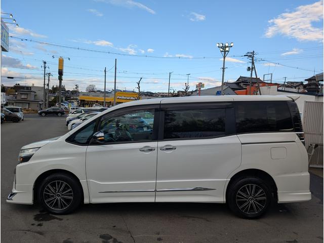 ヴォクシー ＺＳ　煌　４ＷＤ■モデリスタエアロ■寒冷地仕様■禁煙車■　衝突軽減サポート／レーンアシスト／オートクルーズ／両側電動スライドドア／ＨＤＤナビ／ＤＶＤ再生／ＥＴＣ／スマートキー／プッシュスタート／オートエアコン／ＬＥＤヘッドライト／フォグ／社外アルミ（56枚目）