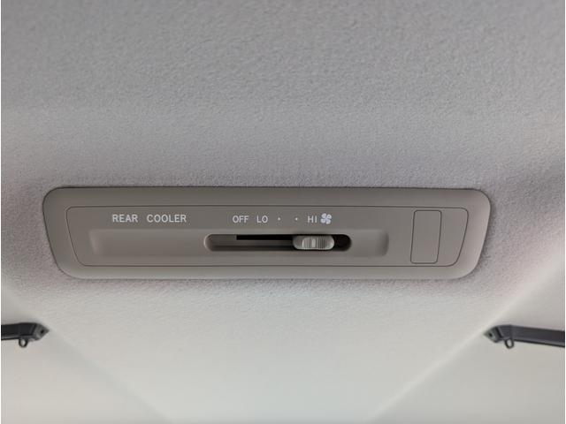 ���i���j�P�[���[�X���˓X���X�����ˎs�V��c����R�O�|�P�R���s�d�k�O�P�V�W�|�R�O�|�Q�R�O�T���ˍ����S�T����������ʁA�w�^�C�����z�C�[���كt�W����x��ʂ�߂��āw�C�G���[�n�b�g����x�̖ڂ̑O�ł��I