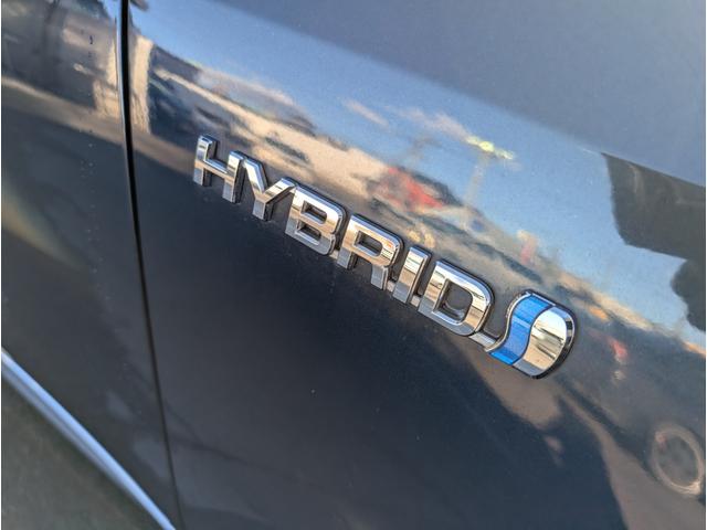 ハリアーハイブリッド プレミアム　アドバンスドパッケージ　４ＷＤ■東京仕入■　衝突軽減サポート／レーンアシスト／追従クルーズ／コーナーセンサー／電動リアゲート／ＪＢＬサウンド付きメーカーＳＤナビ／全方位カメラ／ブルートゥース／フルセグＴＶ／電動ハーフレザーシート／純正アルミ（40枚目）