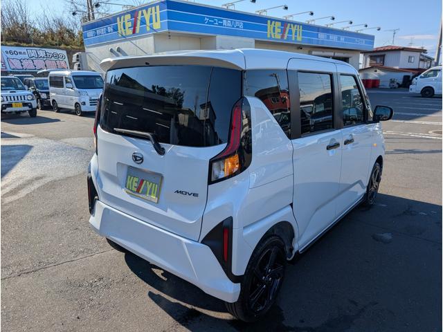 �i�r��d�s�b�A�o�b�N�J�������ȃ��j�^�[�A�h���C�u���R�[�_�[�Ƃ������d�ٕi��V�[�g�J�o�[�Ƀ^�C�����A���~�z�C�[���܂ŁA���t�������I�v�V�����i�����[�ԑO�ɂ���t��������N���W�b�g�Ɋ܂ނ��Ƃ��\�ł���