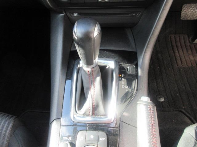 MAZDA AXELA SPORT 20S