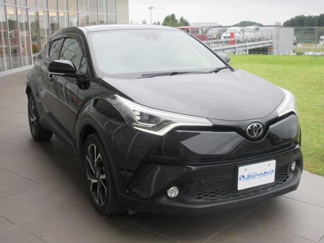 Ｃ－ＨＲ Ｇ－Ｔ　４ＷＤ／純正ナビ／フルセグＴＶ／バックカメラ／ドライブレコーダー／ＥＴＣ／ＬＥＤヘッドライト／オートライト／フォグライト／プッシュスタート／スマートキー／ステアリングスイッチ／純正アルミホイール（5枚目）