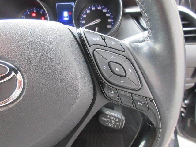 Ｃ－ＨＲ Ｇ－Ｔ　４ＷＤ／純正ナビ／フルセグＴＶ／バックカメラ／ドライブレコーダー／ＥＴＣ／ＬＥＤヘッドライト／オートライト／フォグライト／プッシュスタート／スマートキー／ステアリングスイッチ／純正アルミホイール（22枚目）