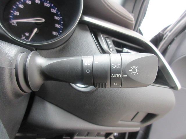 Ｃ－ＨＲ Ｇ－Ｔ　４ＷＤ／純正ナビ／フルセグＴＶ／バックカメラ／ドライブレコーダー／ＥＴＣ／ＬＥＤヘッドライト／オートライト／フォグライト／プッシュスタート／スマートキー／ステアリングスイッチ／純正アルミホイール（24枚目）
