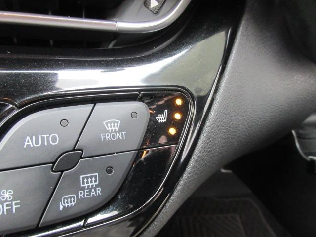 Ｃ－ＨＲ Ｇ－Ｔ　４ＷＤ／純正ナビ／フルセグＴＶ／バックカメラ／ドライブレコーダー／ＥＴＣ／ＬＥＤヘッドライト／オートライト／フォグライト／プッシュスタート／スマートキー／ステアリングスイッチ／純正アルミホイール（26枚目）