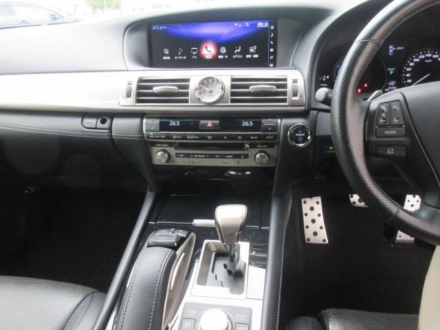 ＬＳ ＬＳ６００ｈ　Ｆスポーツ　４ＷＤ／バックカメラ／ドライブレコーダー／ＥＴＣ／シートヒーター／シートエアコン／プッシュスタート／スマートキー／ステアリングスイッチ／ステアリングヒーター／オートマチックハイビーム／電動格納ミラー（18枚目）