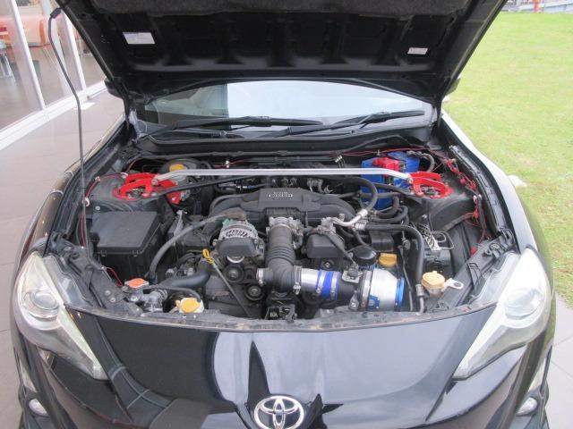 ８６ ＧＴ　６速ＭＴ車／社外マフラー／７インチナビ／フルセグＴＶ／プッシュスタート／スマートキー／ＨＩＤヘッドライト／オートライト／フォグライト／社外アルミホイール／電動格納ミラー（30枚目）