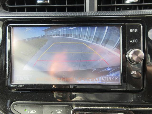 バックカメラ付きで駐車時も安全！