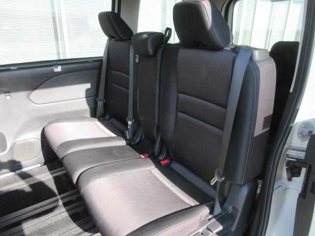 セレナ ハイウェイスター VセレクションII 純正ナビ/フルセグTV/DVD再生/ETC/ドライブレコーダー/全周囲カメラ/プッシュスタート/スマートキー/LEDヘッドライト/オートライト/フォグライト/両側電動スライドドア/純正アルミホイール(13枚目)