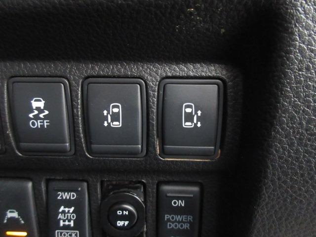 エルグランド 250ハイウェイスターS 4WD/純正ナビ/フルセグTV/バックカメラ/DVD再生/後席モニター/ETC/プッシュスタート/スマートキー/LEDヘッドライト/オートライト/フォグライト/両側電動スライドドア/電動格納ミラー(24枚目)