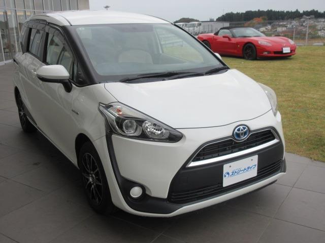 シエンタ ハイブリッドＸ　パイオニアナビ／キーレス／ＥＴＣ／シートヒーター／片側パワースライドドア／社外アルミホイール／電動格納ミラー（10枚目）