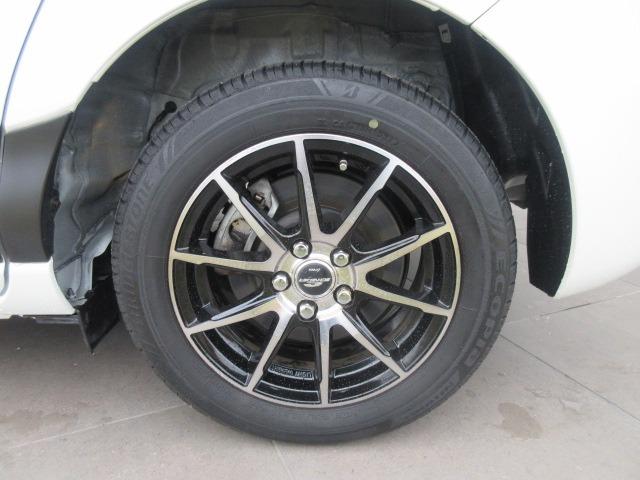 シエンタ ハイブリッドＸ　パイオニアナビ／キーレス／ＥＴＣ／シートヒーター／片側パワースライドドア／社外アルミホイール／電動格納ミラー（16枚目）