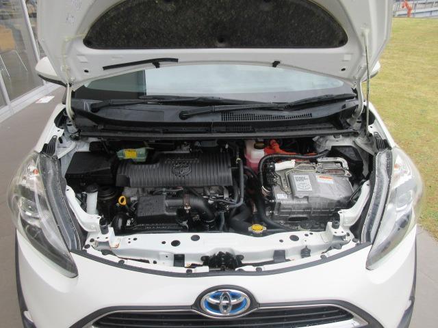 シエンタ ハイブリッドＸ　パイオニアナビ／キーレス／ＥＴＣ／シートヒーター／片側パワースライドドア／社外アルミホイール／電動格納ミラー（33枚目）