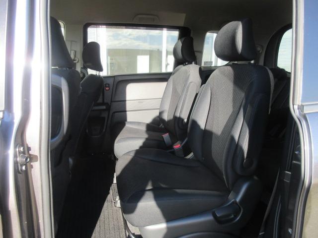 フリードハイブリッド ジャストセレクション 純正ナビ/フルセグTV/バックカメラ/ドライブレコーダー/ETC/スマートキー/HIDヘッドライト/オートライト/両側電動スライドドア/社外アルミホイール/電動格納ミラー(13枚目)