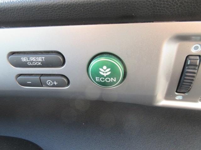 フリードハイブリッド ジャストセレクション 純正ナビ/フルセグTV/バックカメラ/ドライブレコーダー/ETC/スマートキー/HIDヘッドライト/オートライト/両側電動スライドドア/社外アルミホイール/電動格納ミラー(25枚目)