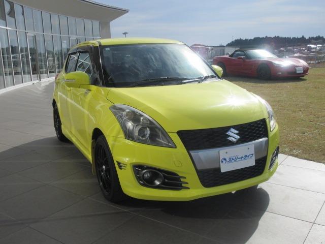 スイフトスポーツ ベースグレード 6速MT車/ETC/プッシュスタート/スマートキー/HIDヘッドライト/オートライト/フォグライト/電動格納ミラー/社外アルミホイール(10枚目)