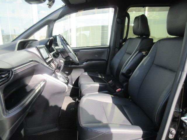 エスクァイア Gi 4WD/純正ナビ/バックカメラ/ドライブレコーダー/ETC/プッシュスタート/スマートキー/ステアリングスイッチ/LEDヘッドライト/オートライト/フォグライト//両側電動スライドドア/電動格納ミラー(12枚目)